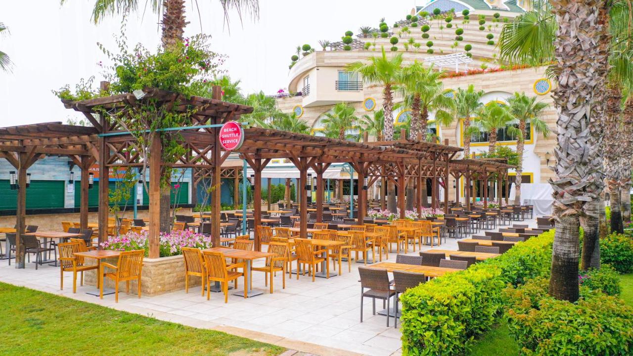 Resort Crystal Sunset Luxury & Side