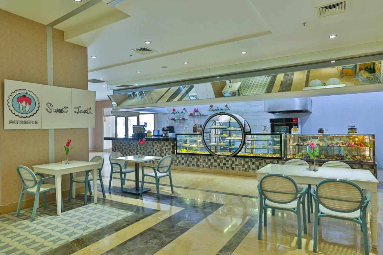Crystal Sunset Luxury & Resort Side