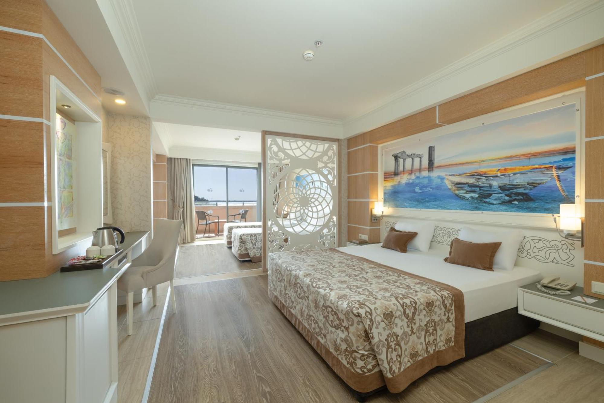 Crystal Sunset Luxury &